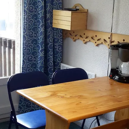 Pour 4 Pers. Balcon Sud, Quartier Reberty, Les Menuires - Fr-1-574-23 Lägenhet *